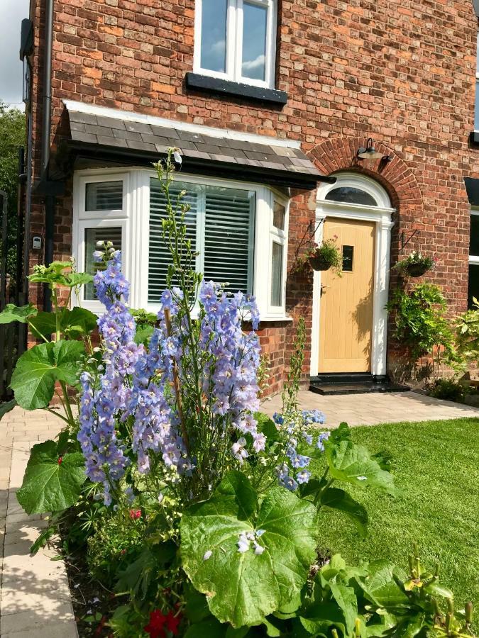 Eden Cottage Frodsham Exteriér fotografie